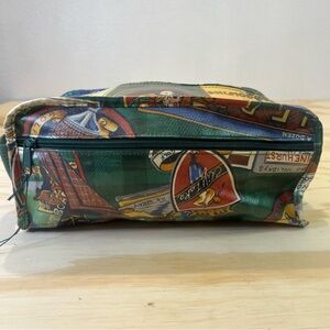 Nordic Home Design Golf Theme Shaving Kit/Toiletries Bag Zipper Top EEUC